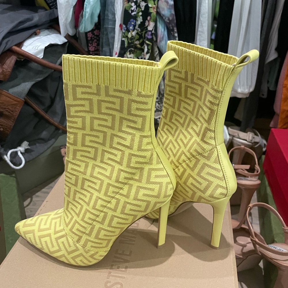 Steve Madden booties